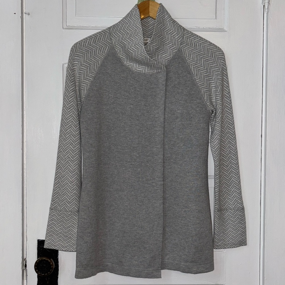MAX STUDIO SNAP FRONT HIGH NECK CARDIGAN SWEATER